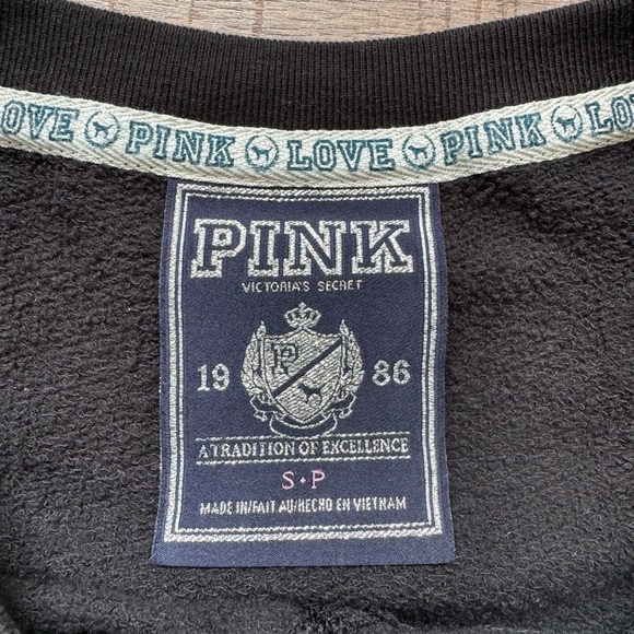 Small PINK Black Quarter Length Sweatshirt - Picture 2 of 5
